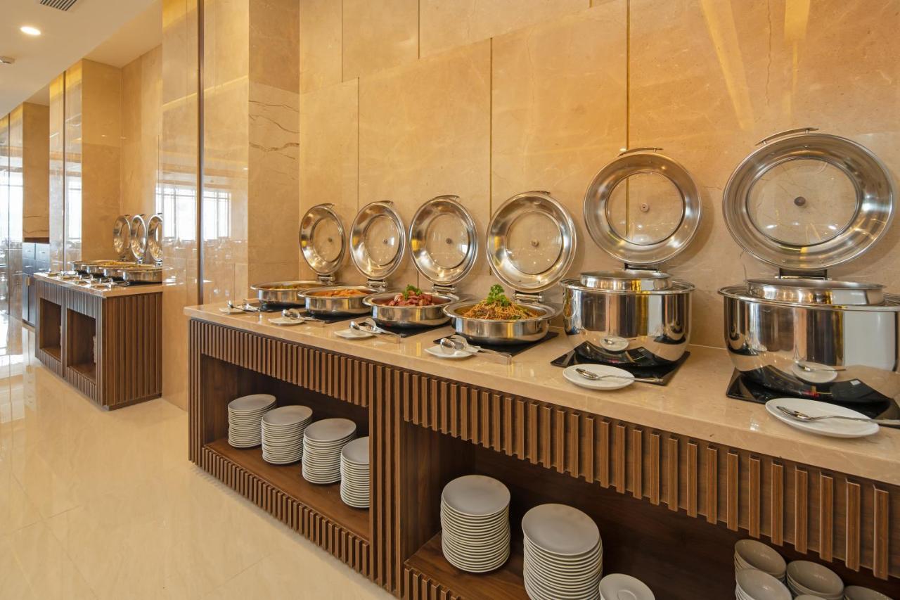 Hotel Gold Plaza 4*